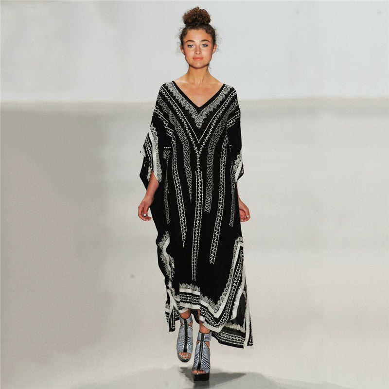 Women elegant Kaftan with artistic graphic design Ivyshape