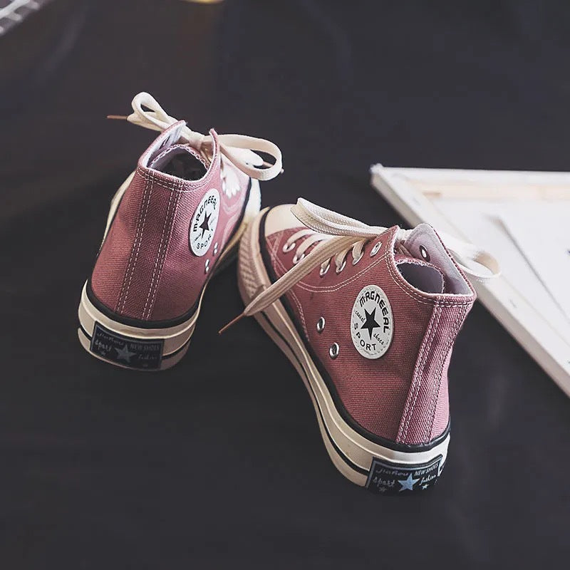 Women High Format Sneakers made of lightweight and breathable canvas with classic design Ivyshape