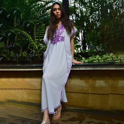 Ladies Elegant Beach Kaftan with Exquisite Embroidery Details Ivyshape