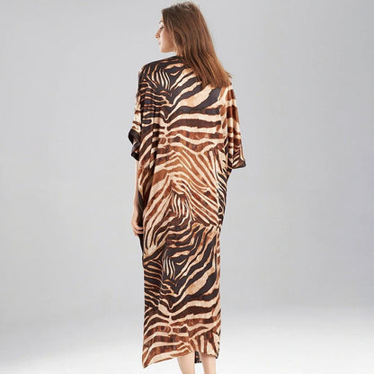 Women's casual kaftan with modern animal print and side slits Ivyshape