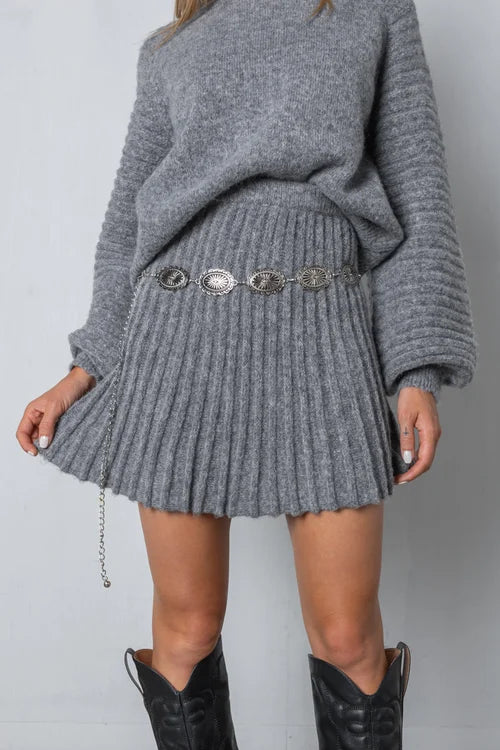 Norra | Elegante set maglione e gonna a pieghe