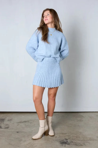 Norra | Elegante set maglione e gonna a pieghe