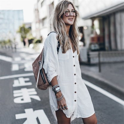 Women's shirt dress with a casual cut and discreet button details Ivyshape