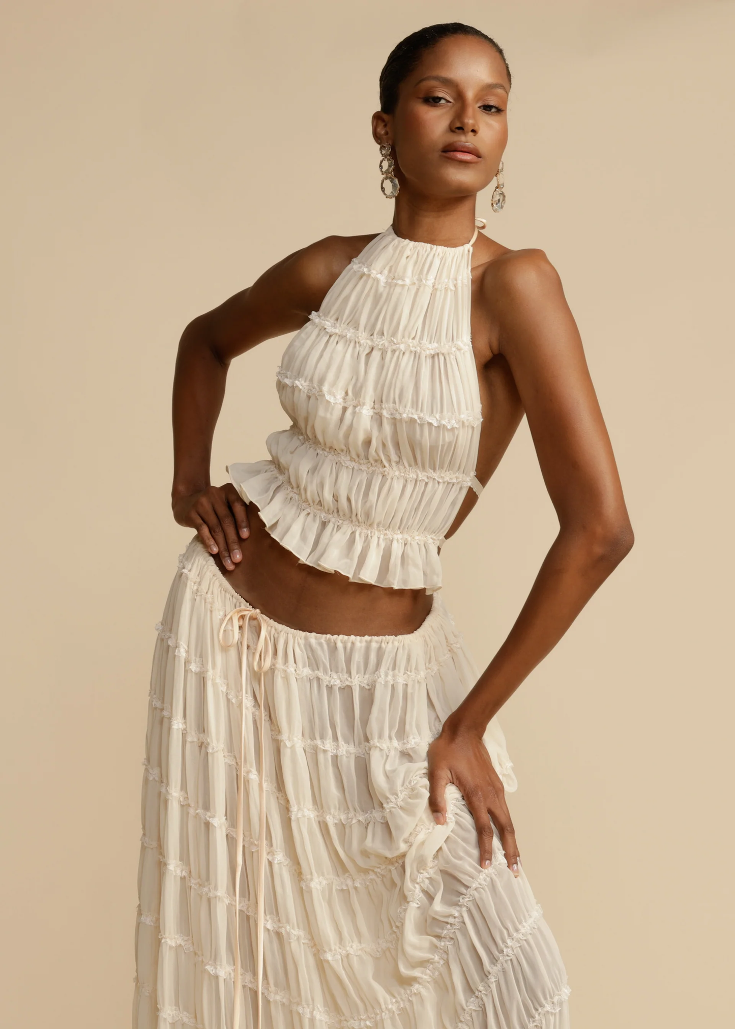 Solene™ | Backless Pleated Set