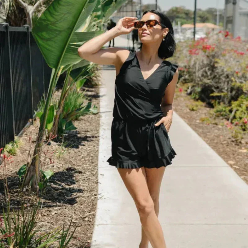 Clara - Pelele negro con volantes