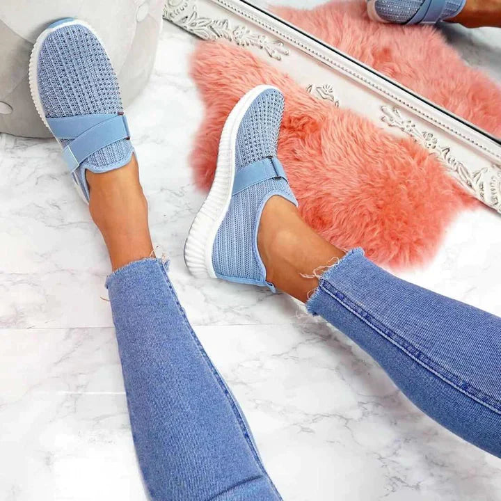 Leah™ | Comfort Meets Style with Velcro Shoes