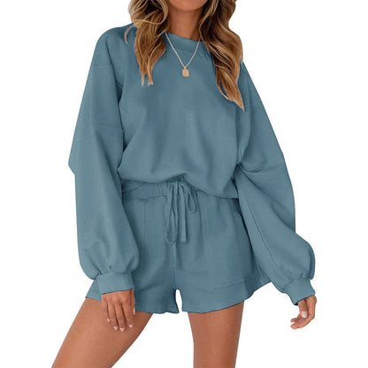 Women's Casual Sports Set with Loose Sweatshirt and Shorts Ivyshape