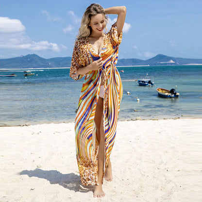 Women's beach cover-up with colorful pattern and loose fit Ivyshape