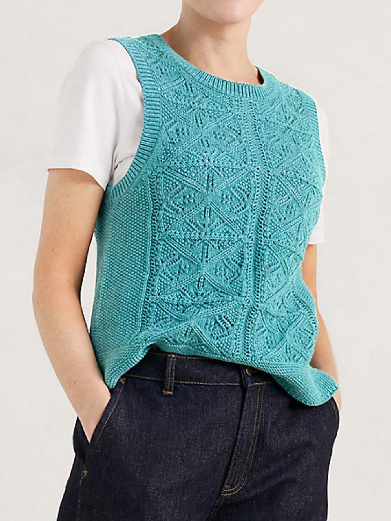 Ladies knitted top with intricate texture pattern Ivyshape