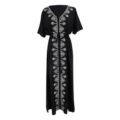 Women’s Maxi Dress with Artistic Embroidery and Wide Cut Ivyshape