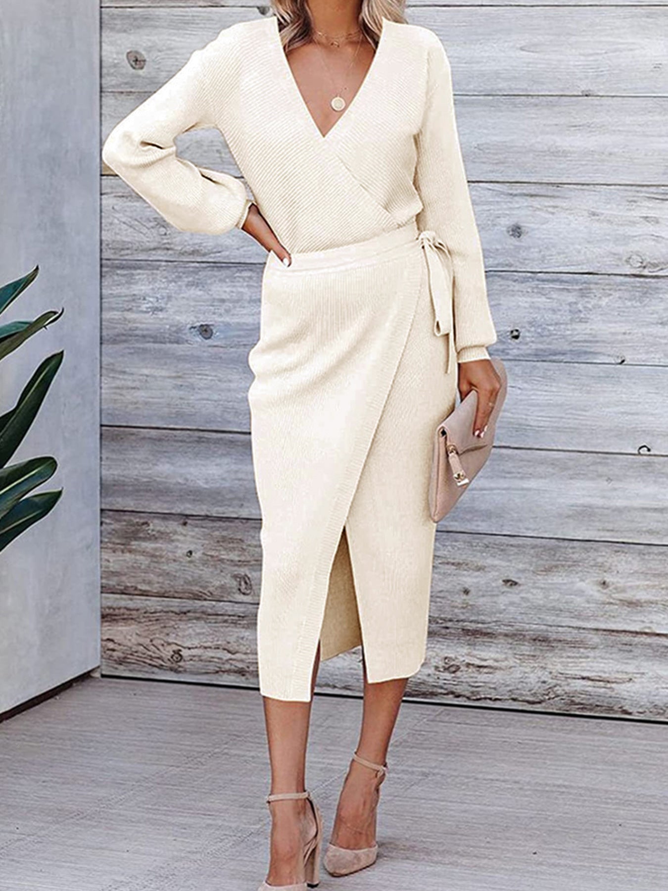 Women's wrap dress with V-neck and tailored silhouette Ivyshape