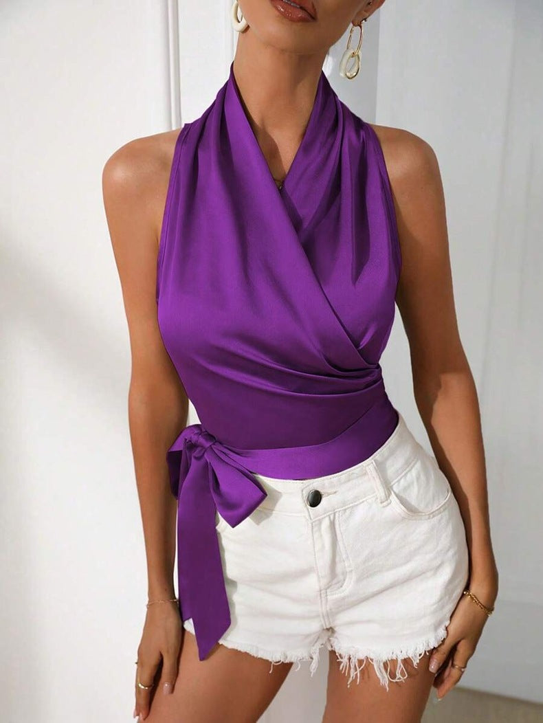 Women's halter top made of satinized viscose with fashionable knot Ivyshape