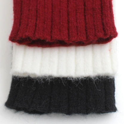 Ladies fine knit turtleneck sweater in ribbed design Ivyshape