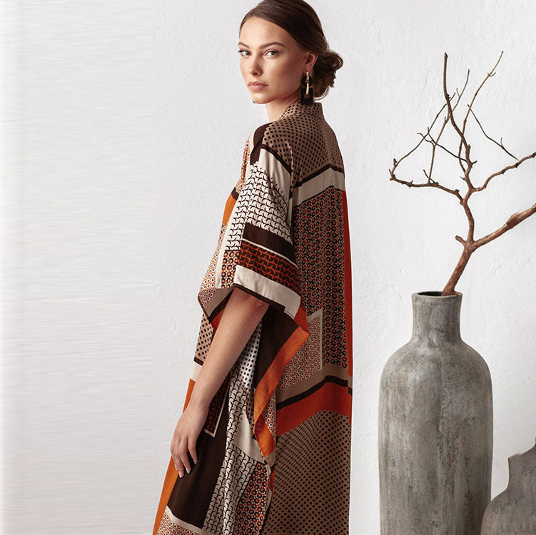 Women's kaftan with a modern color play and stylish cut Ivyshape