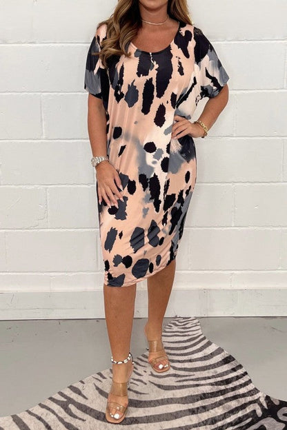 Ladies Elegant and Airy Midi Dress with Unique Animal Print Ivyshape
