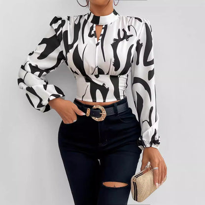 Women's blouse with voluminous sleeves and modern cut-out Ivyshape