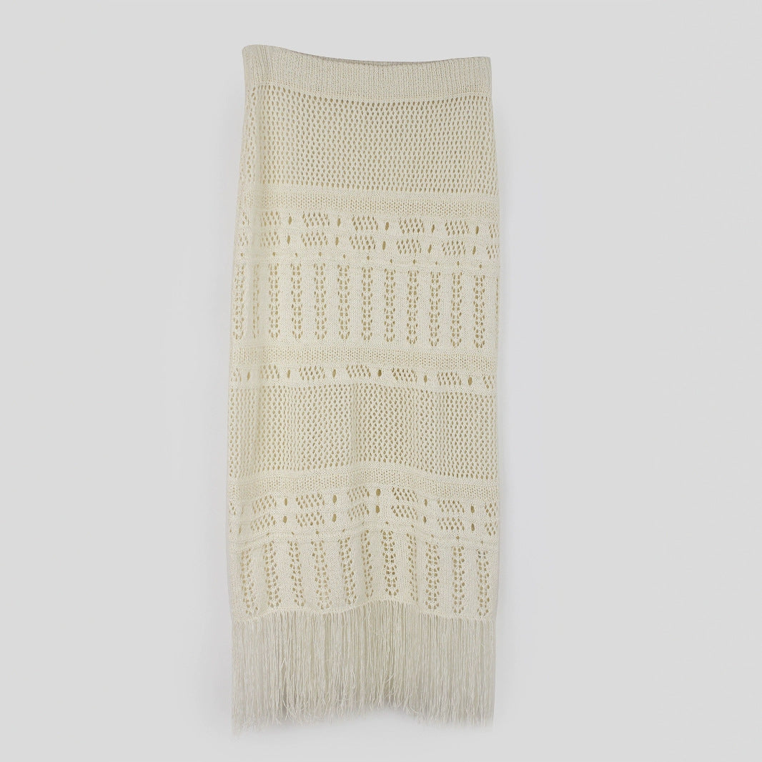 Ladies crocheted maxi skirt with fringes and airy structure Ivyshape