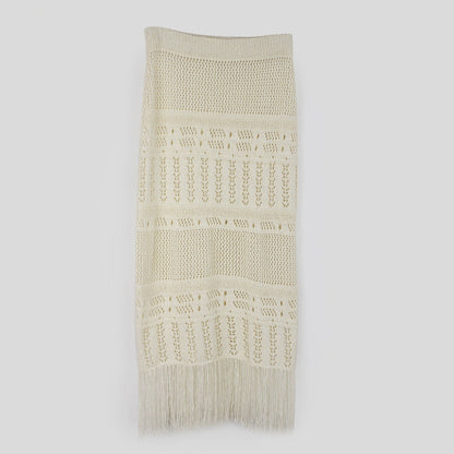 Ladies crocheted maxi skirt with fringes and airy structure Ivyshape