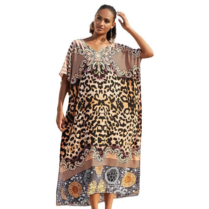 Women’s maxi dress with elegant leopard print and side slits Ivyshape