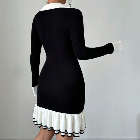 Women's knitted dress with collar and pleats Ivyshape