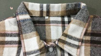 Women’s checked overshirt made of comfortable cotton blend with large patch pockets Ivyshape