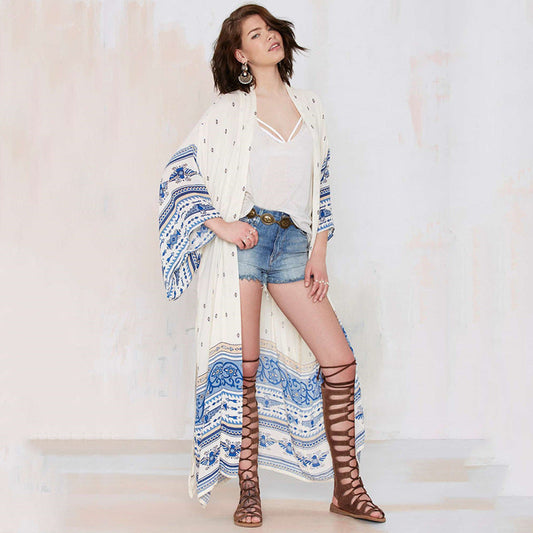 Ladies elegant beach kimono with floral accents and wide fit Ivyshape