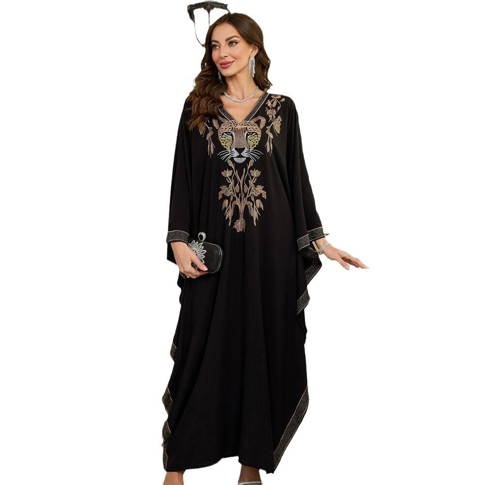 Ladies Elegant Kaftan with intricate animal embroidery and wide cut Ivyshape