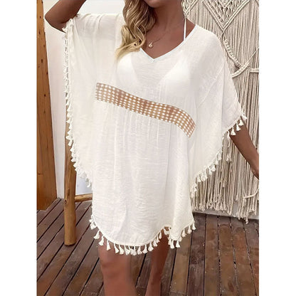 Women's beach cover-up with elegant neckline and fringe Ivyshape