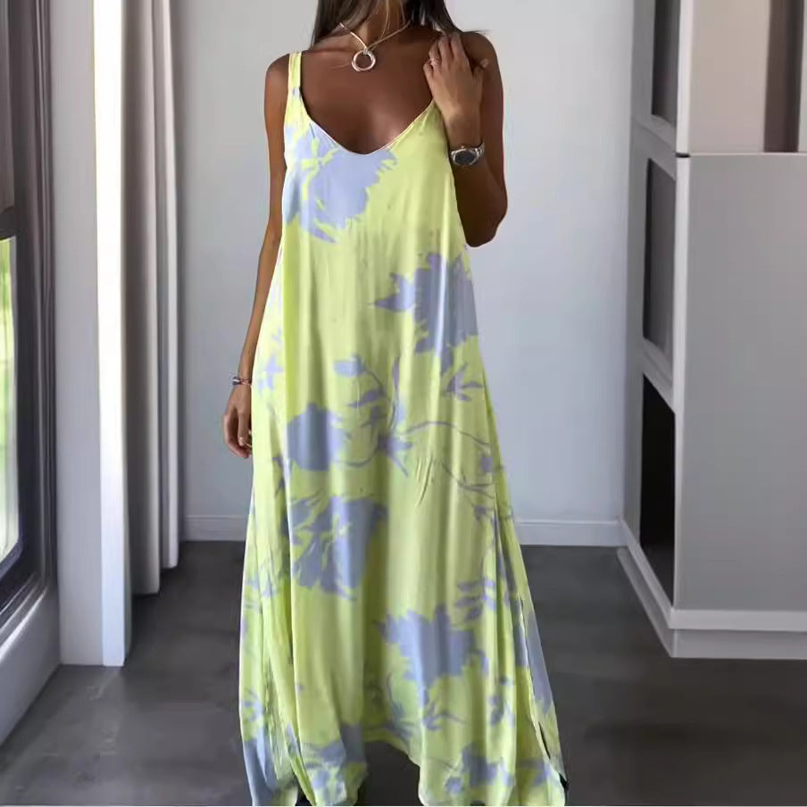 Women's maxi dress with floral patterns and flowing cut Ivyshape