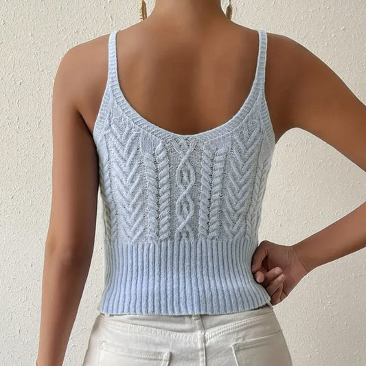 Ladies knit top with fine cable and rib pattern Ivyshape