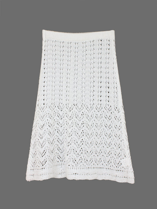 Women's Crochet Crop Top with V-Neck and Fine Details Ivyshape