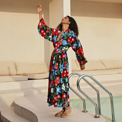 Ladies elegant flower kaftan with side slit Ivyshape