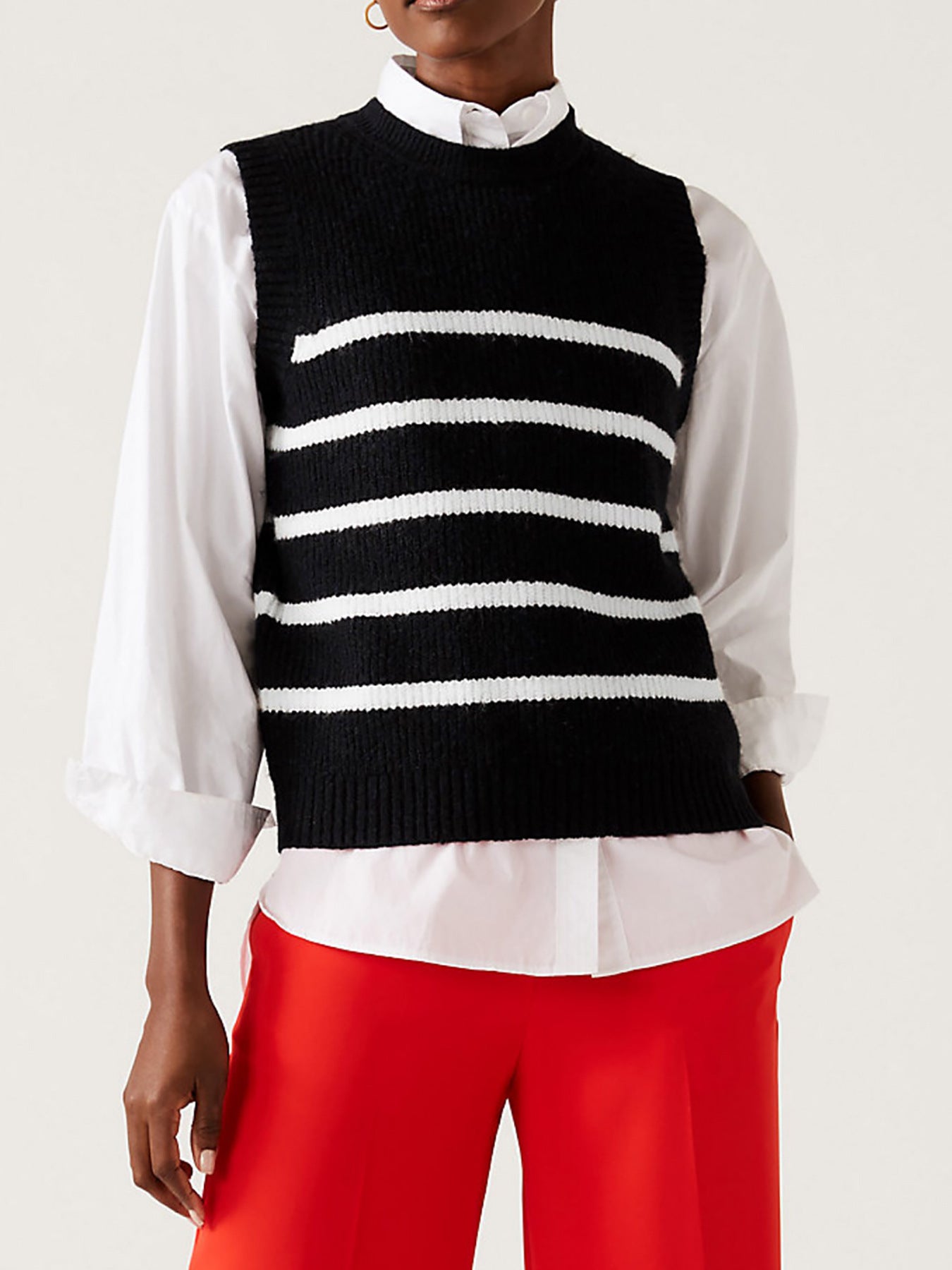 Women's striped knitted vest with textured finish Ivyshape