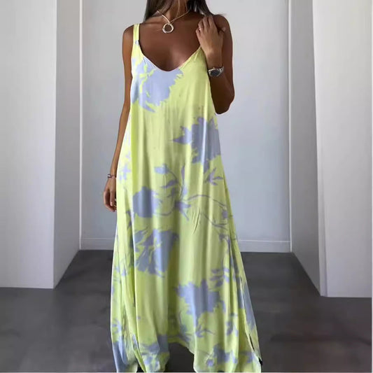 Women's maxi dress with floral patterns and flowing cut Ivyshape