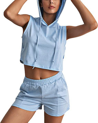 Women's sporty two-piece set with hood Ivyshape