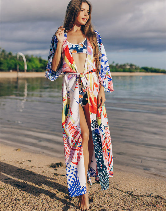Women's trendy beach kimono with deep side slits and colorful pattern Ivyshape
