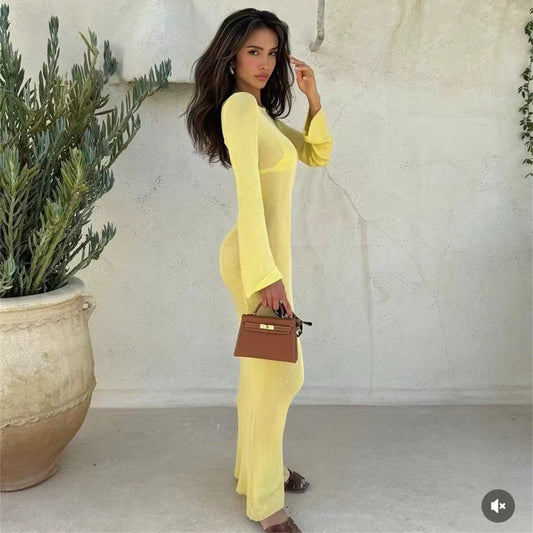 Women's maxi dress with side cut-out and elegant silhouette Ivyshape