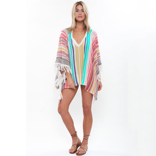 Women's beach poncho with playful fringe design Ivyshape