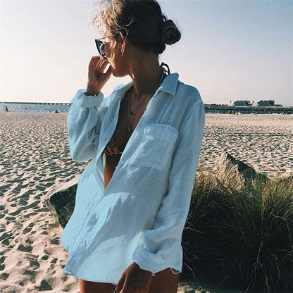 Women's casual beach blouse with patch pockets and lightweight fabric Ivyshape