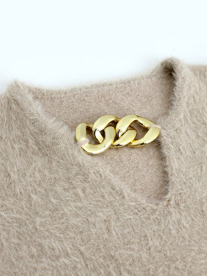 Women's fitted knitted dress with V-neck and gold chain decoration Ivyshape