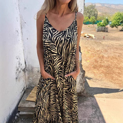 Women's sleeveless maxi dress with animal print Ivyshape