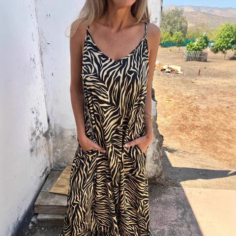 Women's sleeveless maxi dress with animal print Ivyshape