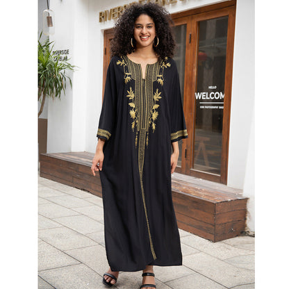 Ladies elegant kaftan with elaborate gold embroidery Ivyshape