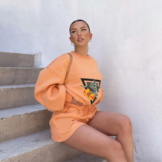 Women's Casual Sweatshirt with Balanced Oversized Cut and Graphic Intarsia Design Ivyshape