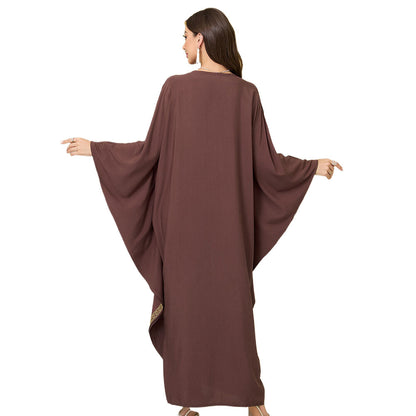 Ladies elegant kaftan with artistic feather design Ivyshape