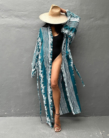 Women's elegant kaftan with playful batik pattern Ivyshape