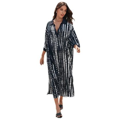 Women's casual beach cover-up in graphic design with deep V-neck and side slits Ivyshape