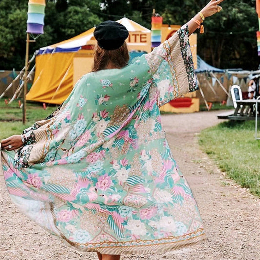 Women's airy kaftan with floral design and wide sleeves Ivyshape