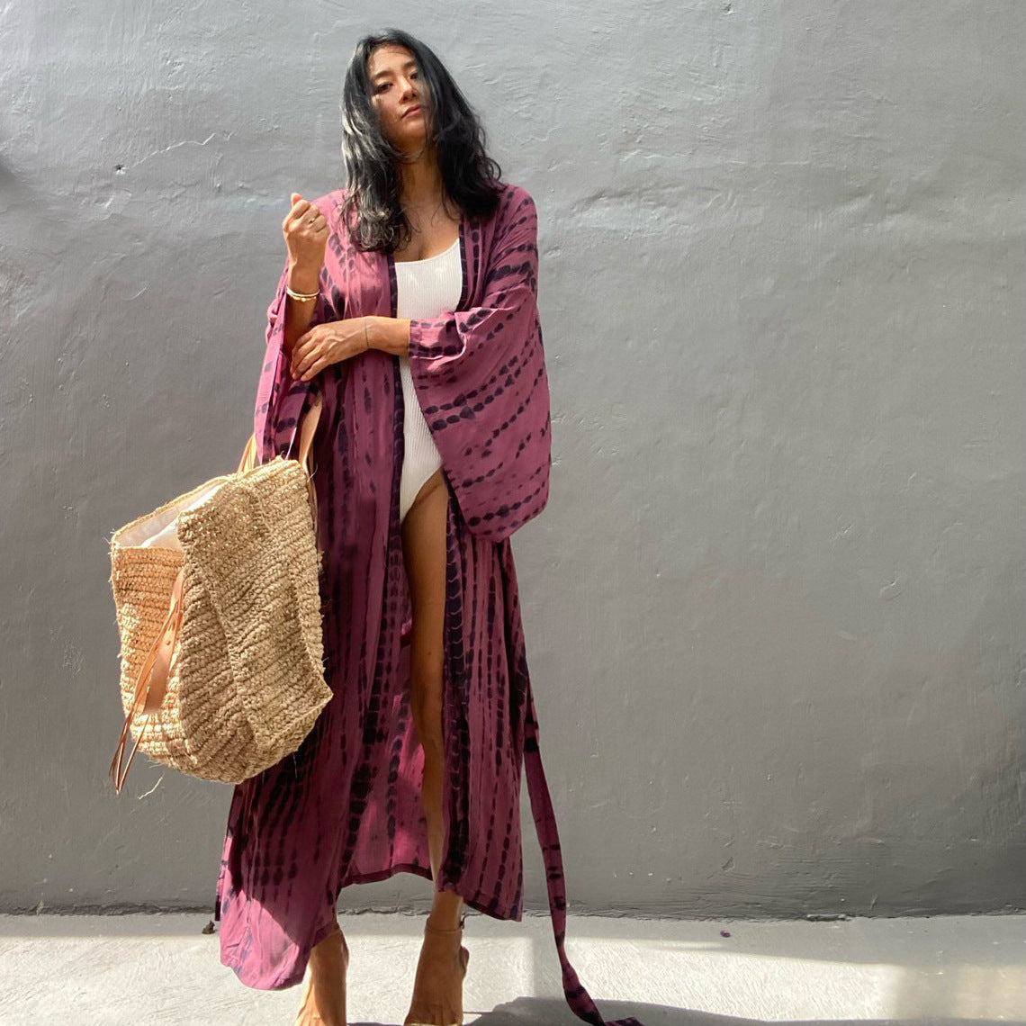 Women's elegant kaftan with playful batik pattern Ivyshape