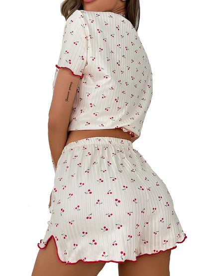 Women's pajama set with floral pattern and comfortable fit Ivyshape